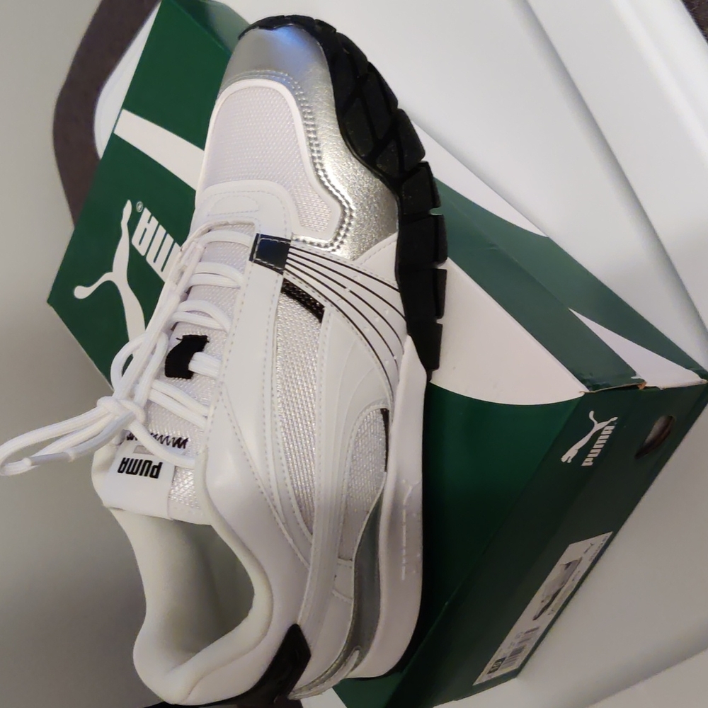 Ladies Puma Sneakers